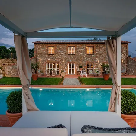 Flora Villa Montecarlo
